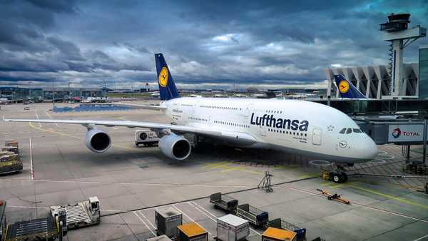 Airports and Aviation freight forwarding